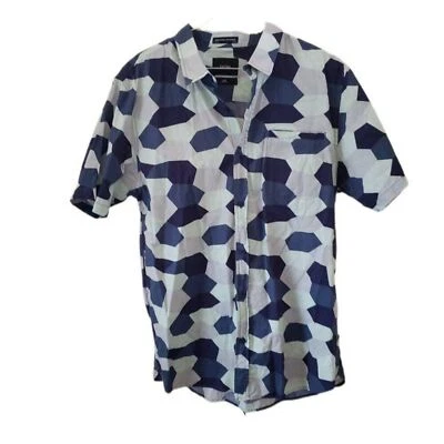 Camisa de manga corta con estampado geométrico para hombre Tavik Beach Born, City Raised Foto 1 de 4