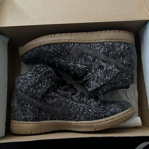 Size 8 - Nike Dunk High Warmth 2014 - Picture 1 of 12