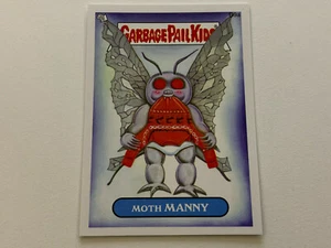 2014 EE. UU. Garbage Pail Kids Serie 1 tarjeta de bonificación: B9a Moth MANNY - Imagen 1 de 2
