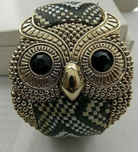 Brazalete ancho con bisagras tejido blanco y negro ojos negros pájaro búho tono dorado #N57 - Imagen 1 de 7