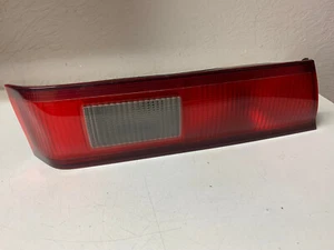97 98 99 Toyota Camry Left Inner Reverse Tail Light - Bild 1 von 3