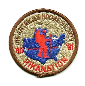 Toppa ricamata The American Hiking Society 1980-1981 Hikanation - Foto 1 di 2
