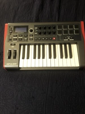 Novation Impulse 25 Controller Keyboard (used)!!!!!!!! - Image 1 of 4