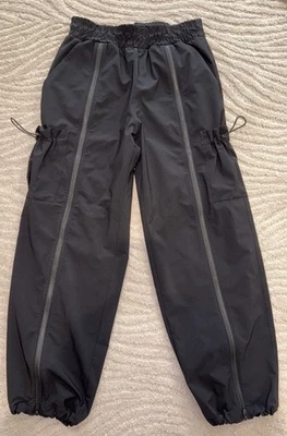 Pantalón ATHLETA Stay Fly con Cremallera Pull On Carga Ligero Negro Para Mujer Pequeño Foto 1 de 4