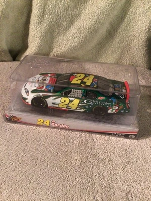 2006 Jeff Gordon #24 Foundation Holiday Sam Bass NASCAR 1/24 Winner's Circle NIB - Image 1 of 3