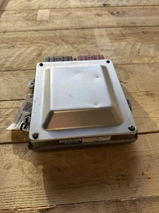 Land Rover Defender Td5 10P Engine Control Unit ECU MSB101171 - Picture 1 of 4