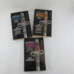 3 Vintage Books Swords Fantasy Paperback Fred Saberhagen Triology - Imagen 1 de 5
