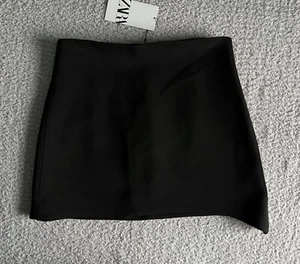 Minifalda Zara para mujer talla mediana negra asimétrica - Imagen 1 de 13