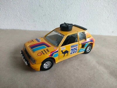 Burago PEUGEOT 205 TURBO Rally Scala 1:25 Vintage Made in Italy 1986 - Immagine 1 di 4