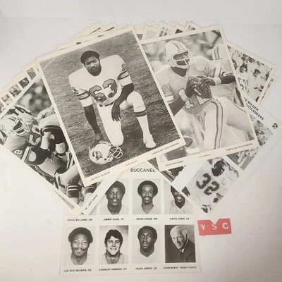 (24) Fotos promocionales oficiales de colección de los Tampa Bay Buccaneers 8x11 '78 '79 Selmon  Foto 1 de 4