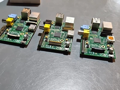 3x Raspberry Pi Model B 2011.12 - Image 1 of 4