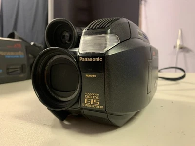 PANASONIC Palmcorder PV-L858D VHS-C Photoshot Camcorder AS-IS UNTESTED - Image 1 of 4