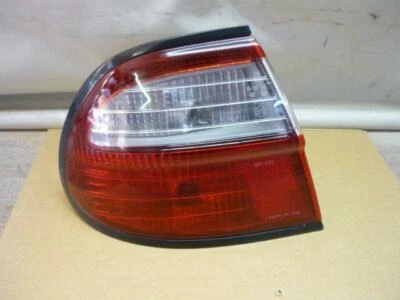 NISSAN PULSAR GF-FNN15 Left tail lamp  26555-3N427 Foto 1 de 2