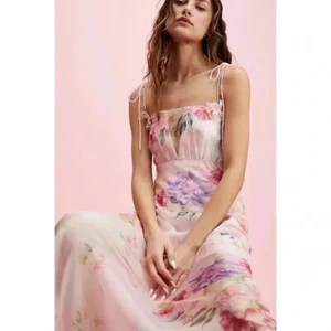 Maxi Vestido For Love and Lemons Lisa Estampado Floral Rosa Talla Grande - Imagen 1 de 15