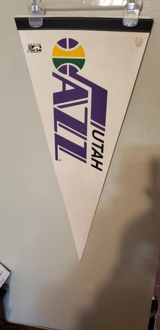 UTAH JAZZ NBA BASKETBALL VINTAGE PENNANT  2/18/23 Cover