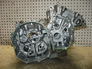 HONDA 1993 92 93 CBR600F2 CBR 600 F2 UPPER CRANKCASE CRANK CASE SET OEM - Picture 1 of 24