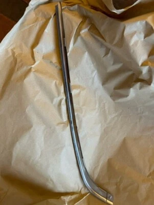 Borde cromado original fabricante de equipos originales para Audi 100 200 década de 1980 Foto 1 de 3