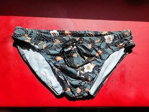 Zeros MENS Swimming Briefs Swimwear Nylon Size 34-35" Australia Lifestyle - Picture 1 of 8