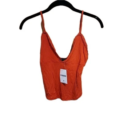 Cami tejida Forever 21 nueva con etiquetas talla mediana CAMISOLA/camiseta sin mangas con correas ajustables Foto 1 de 4