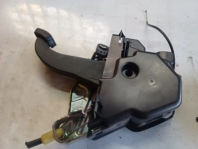 81C* Mercedes W204 Fußfeststellbremse Bremspedal Parkbremse A2044200984 - Bild 1 von 4