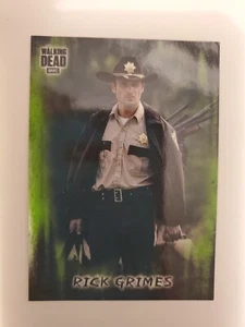 2018 TOPPS WALKING DEAD HUNTERS & THE JUNTED GREEN PARALLEL #1 RICK GRIMES 1/25 - Bild 1 von 7