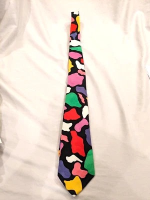 Gravata abstrata costurar e costurar 54" L tema vaca/animal em excelente estado usado - Imagem 1 de 4