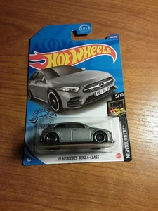 Hot Wheels - 2020 Nightburnerz 5/10 '19 Mercedes-Benz A-Class 194/250  - Picture 1 of 4