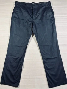 IZOD ADVANTAGE Men's Performance Black Pants 36x30 Straight Leg #227 - Picture 1 of 11