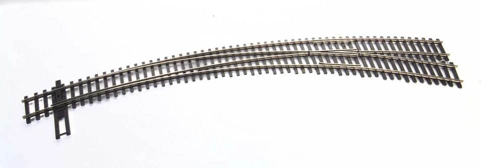 Walthers Track 83062 HO Scale Code 83 Silver DCC Curved Turnout -- Right - Image 1 of 1