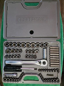 Craftsman 76 pc. tools socket set 1/4", 3/8" & 1/2 dr, hand drivers/bits & case - Picture 1 of 12