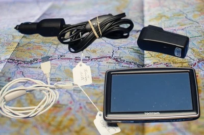 TomTom XXL Car GPS Navigator Set USA/Canada Maps 4.3" LCD Screen - Image 1 of 4