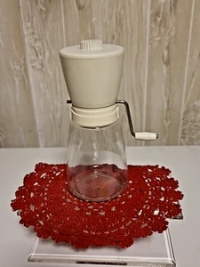 Vintage White Federal Housewares Nut Grinder/Chopper - Picture 1 of 5