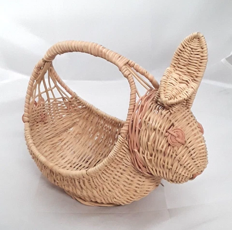 Wicker Bunny Basket Carry Handle Table Decoration Ear Nose Eyes Cover