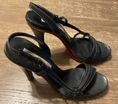 Marc Jacobs Puntera Abierta Negro Eslinga Trasera Cuero Blanco Puntada Superior Tacón Talla 39.5 De Colección Foto 1 de 4