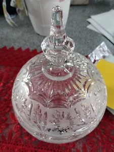 Crystal Clear Covered Pinwheel Candy Dish Handcut 24% Lead Crystal w/Box - Picture 1 of 11