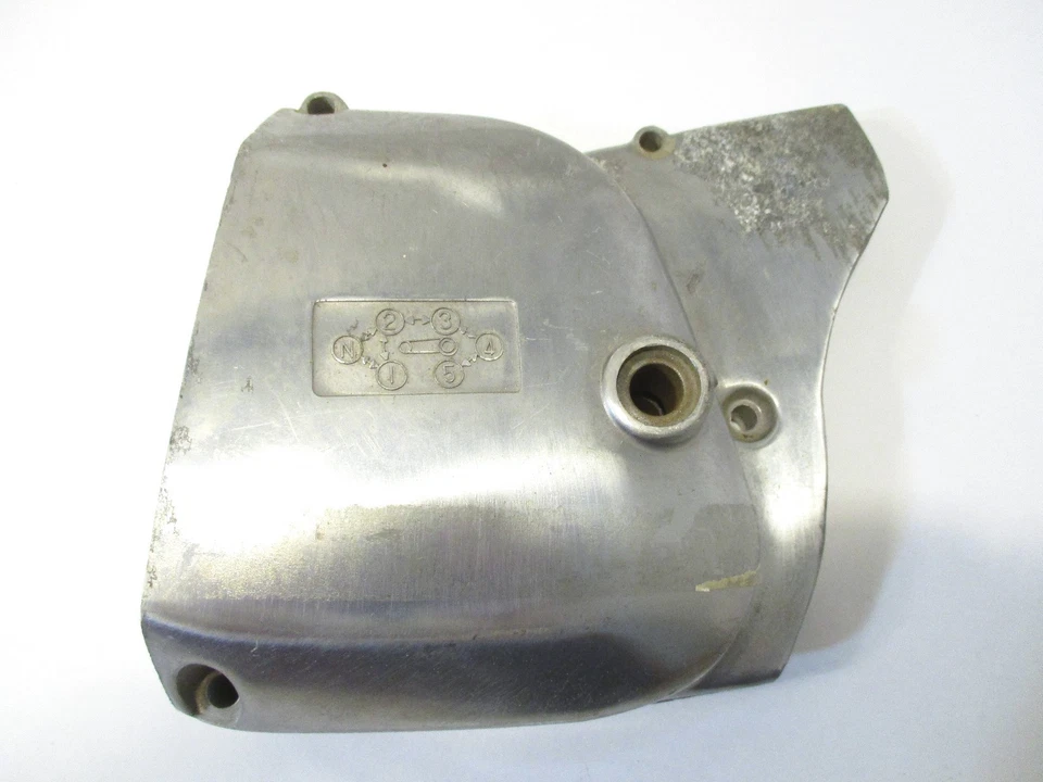 CUBIERTA CADENA MOTOR PIÑÓN DELANTERO SUZUKI GT185 GT 185 11360-36103 kc Foto 1 de 1