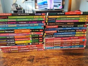 Huge Lot 30 Used Goosebumps Books Mixed Lot R.L. Stine Vintage 90s - Picture 1 of 6
