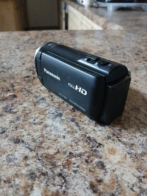 Panasonic HC V180 Video Camera Camcorder 90x Zoom 10MP Full HD No SD TESTED - Image 1 of 4