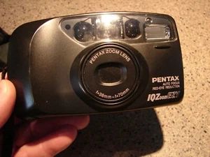 Vintage Pentax IQZoom EZY Auto Focus 35mm Compact Film Camera W/CASE - Tested - Picture 1 of 8