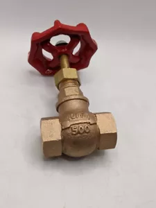 Válvulas de globo BSP de 3/8" para máquina de vapor en vivo - Imagen 1 de 6