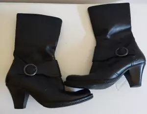 ⭐Born Black Women's Leather Upper Man Made Boots Size 6 Side Zip Heel Buckle⭐ - Picture 1 of 4