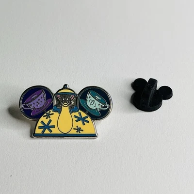 Disney Lirón Loco Fiesta del Té Alicia en el País de las Maravillas Oreja Sombrero Misterio Comercio Prendedor 2013 Foto 1 de 2