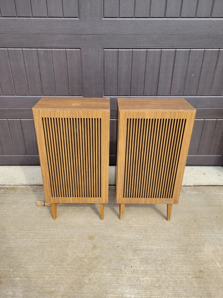 Grundig Lautsprecher Box 45 SPEAKERS Made in Germany Vintage SEE PICTURES & READ - Image 1 of 4