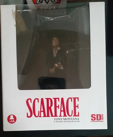 SD Toys Movie Icons - Scarface Tony Montana Say Hello To My Little Friend Statue Cover