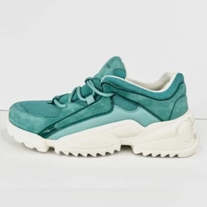 SALVATORE FERRAGAMO SKYLAR GREEN SUEDE WOMEN FASHION RUNNING SNEAKER SIZE 9.5 - Picture 1 of 11
