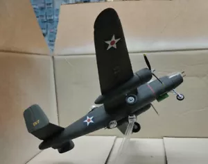 Kit montado Atlantis B-25 Mitchell - Imagen 1 de 4