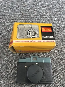 Macchina fotografica vintage Banier W20A scatta 16 foto a colori o bianco/nero - Foto 1 di 4