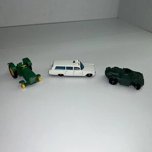 1960s Lesney Matchbox Green Tractor Ferret Scout Car Cadillac Ambulance - READ - - Picture 1 of 15