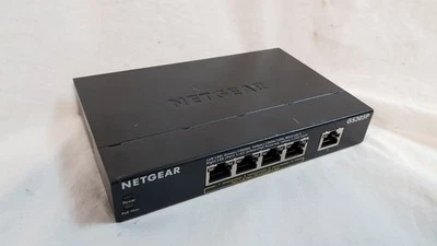 Netgear gs305p v2 5 Port Gigabit POE Ethernet Switch WITHOUT PSU!! - Image 1 of 4