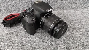 Canon EOS Kiss X5 - Picture 1 of 13